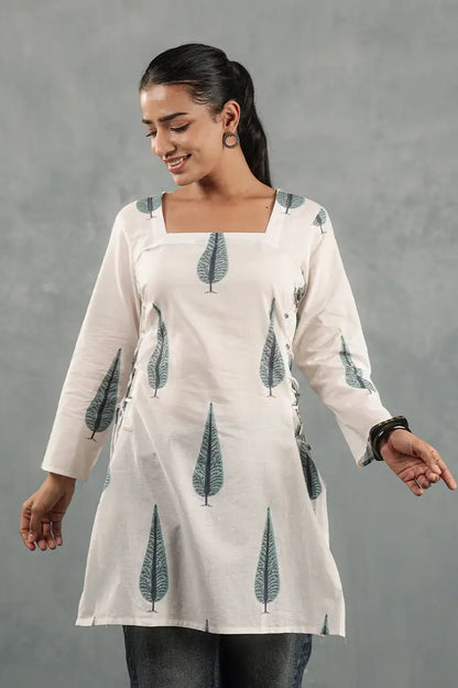 Sage Leaf Flare Cotton Top