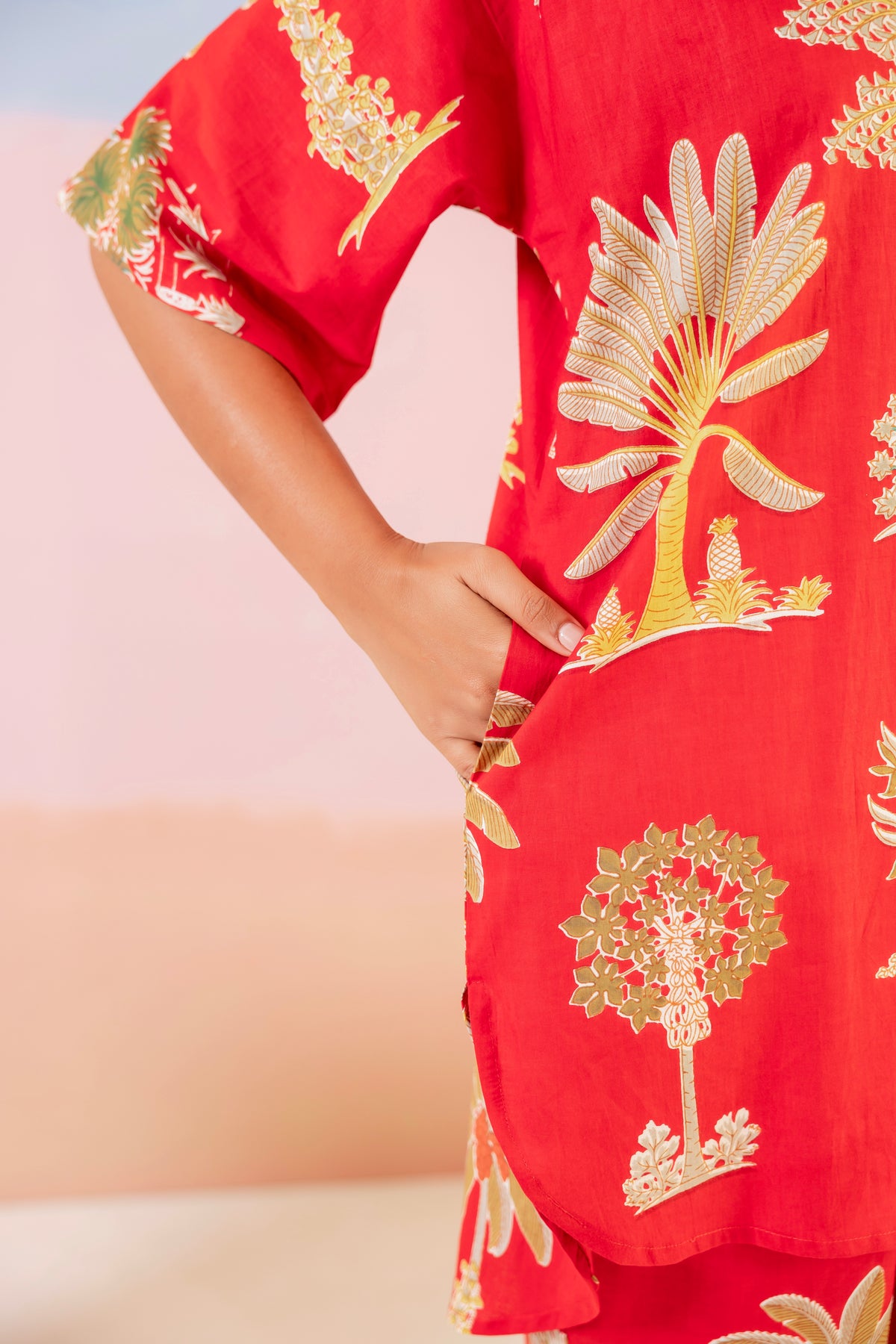 Tropical Crimson Coord Set